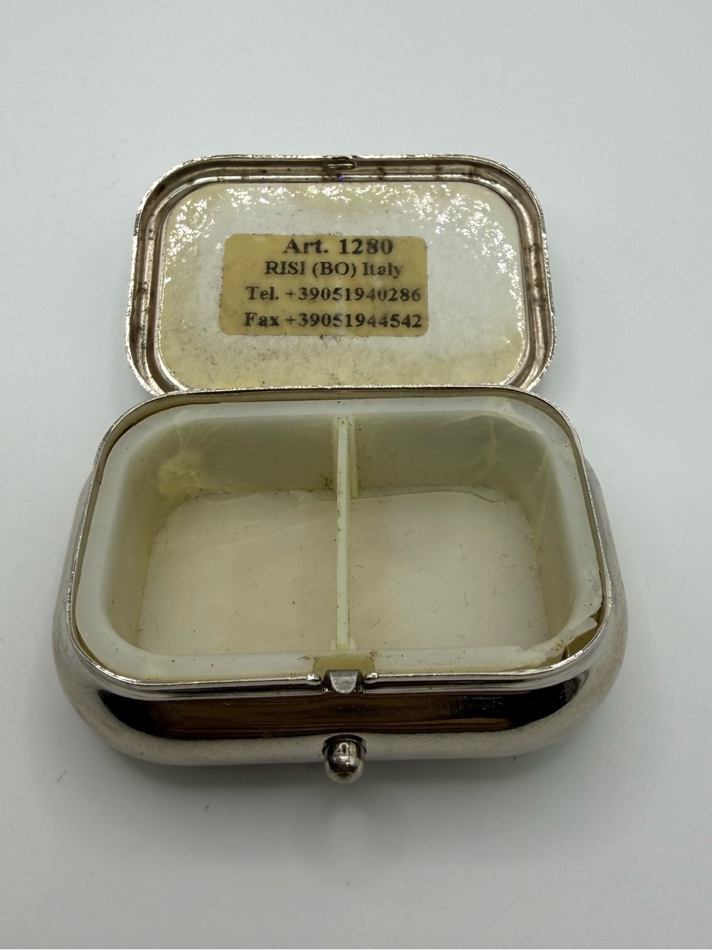 Vintage RISI Italy Floral Pill Box Silver Tone Trinket Case Art 1280 - Picture 3 of 7